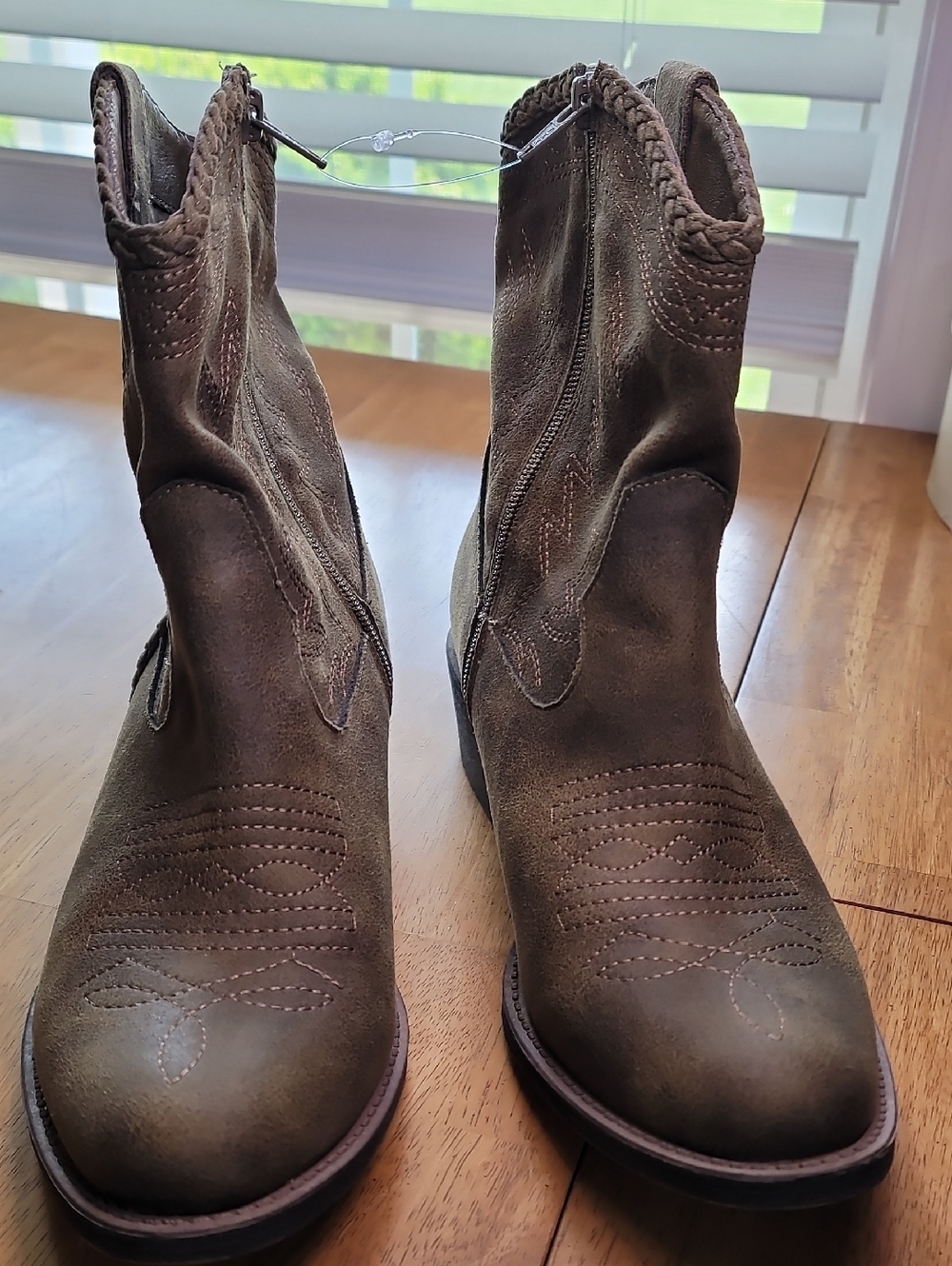 Matisse Brown Heeled Western Ankle Boots